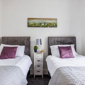 Charming & Sunny 2Br - City Centre Nr The Beach & High St By Everhome Ltd Southend-on-Sea